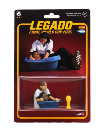 Figura Coleccionable de "LEGADO" (Messi bañando a Lamine Yamal)