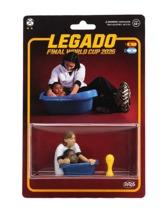 Figura Coleccionable de "LEGADO" (Messi bañando a Lamine Yamal)