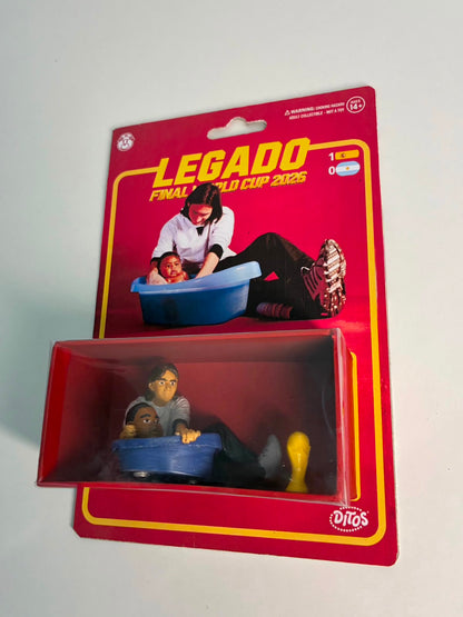Figura Coleccionable de "LEGADO" (Messi bañando a Lamine Yamal)